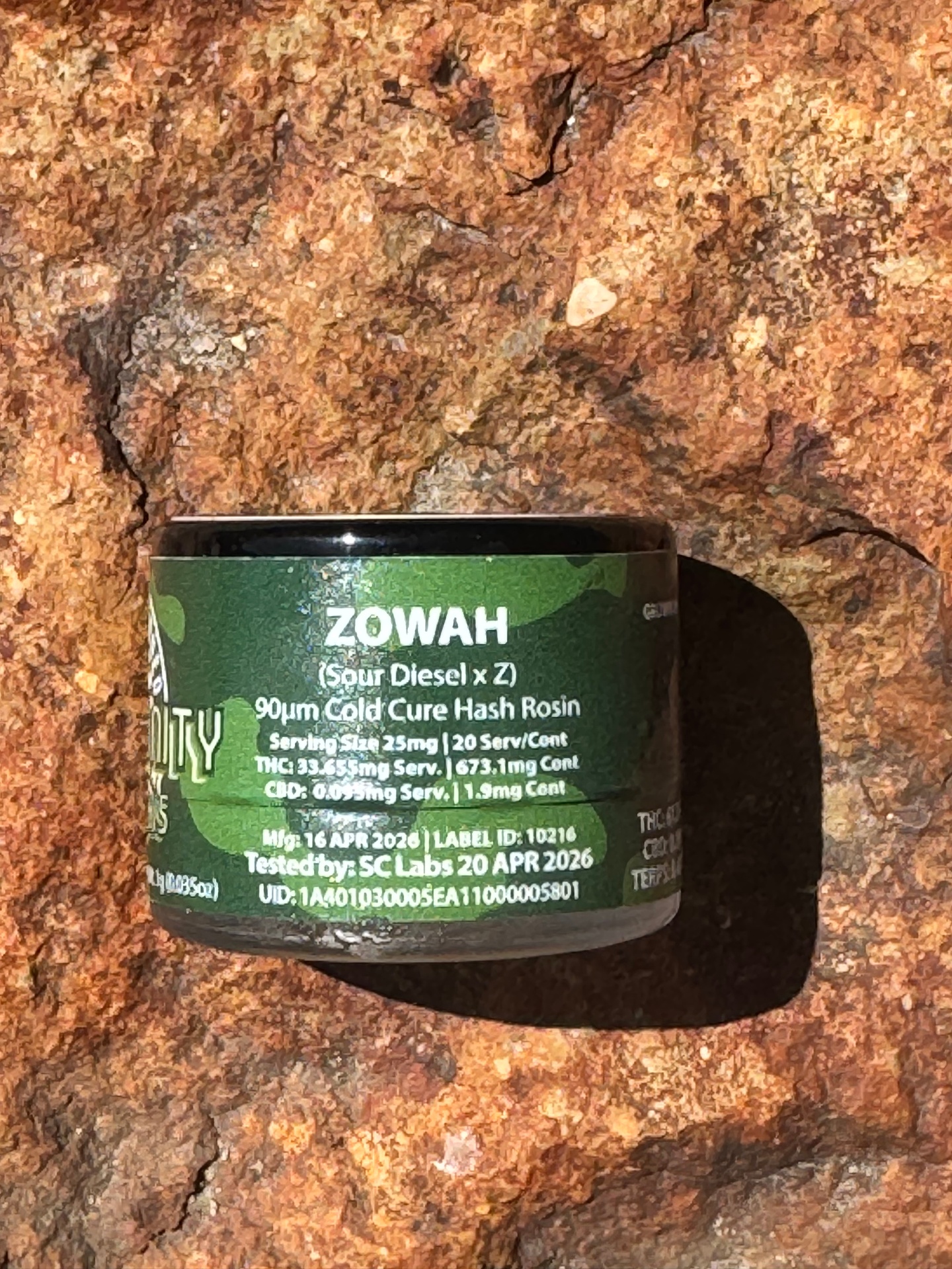 Community Zowah 90um cold cure hash rosin jar